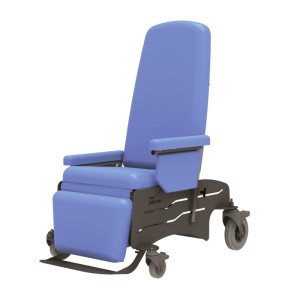 Fotel rehabilitacyjny, pielęgnacyjny, geriatryczny (dla seniora) TRAPER II – zwrotne koła