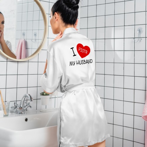 Szlafrok damski satynowy biały z nadrukiem dla żony - I love husband