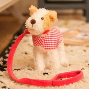 Egmont Toys pluszowy piesek Eliot ze smyczą