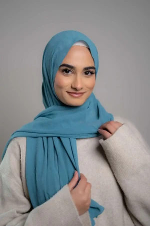 Chiffon Hijab in Teal | Frozen Chiffon | Casual Hijabs | Modest Fashion | Rabaya