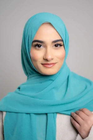 Chiffon Hijab in Turquoise | Frozen Chiffon | Casual Hijabs | Modest Fashion | Rabaya