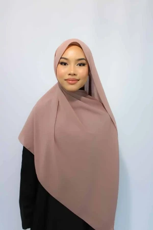 Italian Crinkle Hijab in Nude Pink | Casual Hijab | Modest Wear Fashion & Clothing | Rabaya