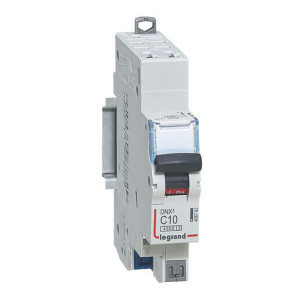 Disjoncteur phase + neutre DNX³ 4500 6 kA arrivée bornes automatiques 1 module 1P+N 230 V 10 A LEGRAND 406782