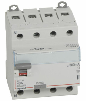 Interrupteur différentiel DX³-ID arrivée haute et départ bas à vis 4P 400 V type AC 4 modules 300 mA 40 A LEGRAND 411665