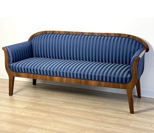 Klassisches Biedermeier-Sofa aus Nussbaumholz (A36O)