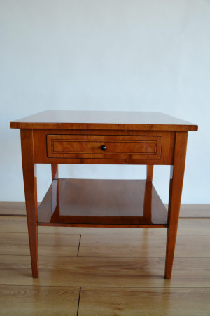 S14 Biedermeier Beistelltisch 60x60