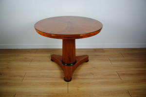 T16 Biedermeier runder Esstisch