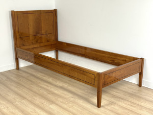 Stilvolles Biedermeier-Einzelbett – Kirschholz ,,Z5"