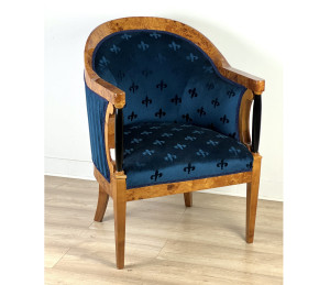 Berger-Sessel, Biedermeier-Sessel mit schwarzen Säulen, Birkenmaser-Furnier (F3C)
