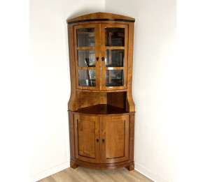 V11 Eckvitrine Kirsche Biedermeierstil