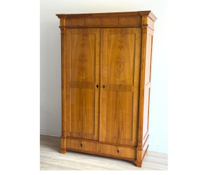 Kleiderschrank im Biedermeier-Stil aus Kirschholz (E16)