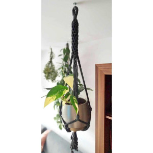 Kwietnik pleciony ze sznurka-makrama - długość 70cm. kwiaty doniczkowe