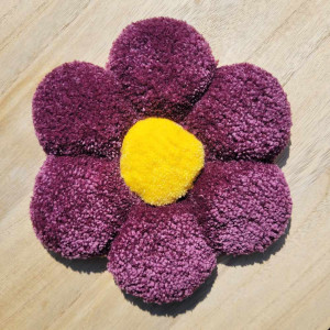Ozdoba Ø20cm. Kwiatek - tufting - fioletowy