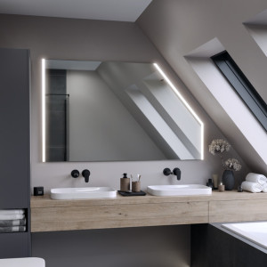 Specchio LED per mansarda Kore Slim