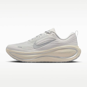 Nike Vomero Plus Running is Mental Platinum Tint IQ0308-094