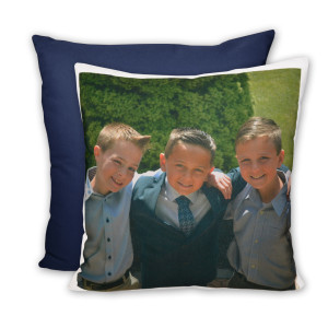 Personalisierbares Fotokissen mit farbiger Rückseite – Dein Design, dein Stil, tolles Geschenk, inkl. Füllung, 40x40cm - Farbe Nachtblau | LOOXIS