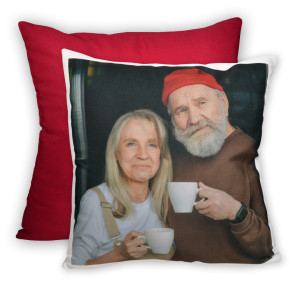 Personalisierbares Fotokissen mit farbiger Rückseite – Dein Design, dein Stil, tolles Geschenk, inkl. Füllung, 40x40cm - Farbe Orientrot | LOOXIS