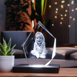 Personalisierte 3D Glasfoto Gravur – Dein Bild im Kristall-Eisberg verewigt | 17x13,5x5,9 cm | LOOXIS