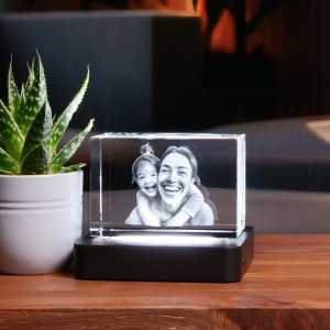 3D Glasfoto – Dein Bild als Glasgravur | Individuelles Geschenk im Kristallglas | 6x9x5cm Querformat | LOOXIS