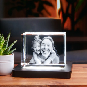 3D Glasfoto – Dein Bild als Glasgravur | Individuelles Geschenk im Kristallglas | 10x13x9cm Querformat | LOOXIS