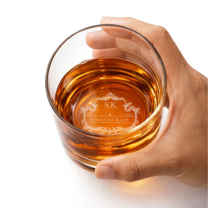 Personalisiertes Whiskyglas mit Bodengravur – individuell gestaltbar mit Name oder Wunschmotiv – 350ml - Geschenkidee für Männer | LOOXIS