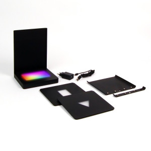 LED Leuchtsockel Paket mit Rückwand und USB Netzteil, Größe XL für 3D Glasfotos – dimmbares Farblicht für stimmungsvolle Momente – Zuhause oder als 