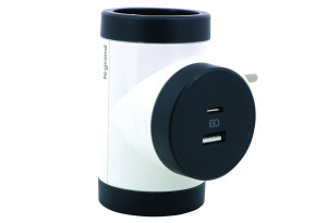 Αντάπτορας Ρεύματος Legrand για 2 Φις Σούκο&2 USB
