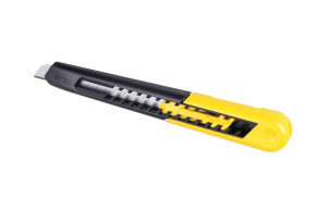 Κόφτης Stanley Πλαστικός με Λάμα 9mm