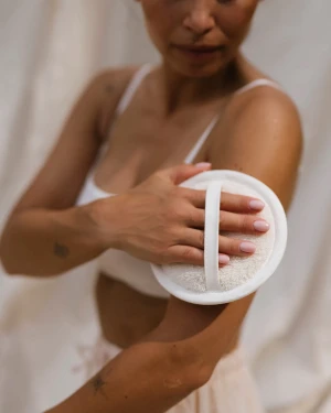 Krążek Peelingujący Do Ciała Off White
