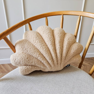 Poduszka dekoracyjna Soft Loop beżowa muszla SELSEY