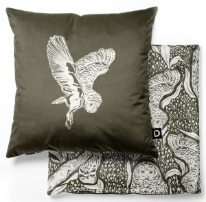 Poduszka dekoracyjna Nature 40x40 cm sowy na ciemnym tle SELSEY