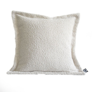 Poszewka dekoracyjna Boucle 40x40 cm śmietankowa SELSEY