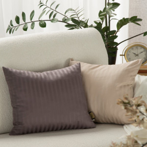 Poszewka na poduszkę Vera 40x40 cm brązowa SELSEY