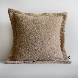 Poszewka dekoracyjna Boucle 50x50 cm beżowa SELSEY