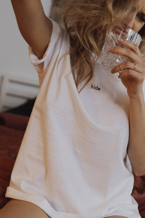 T-shirt oversize / hide - L