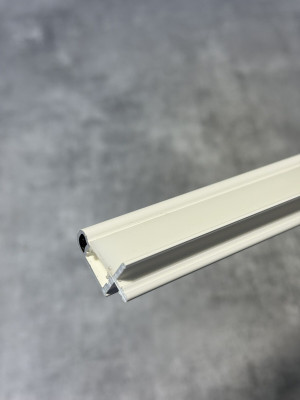 Listwa uchwytowa GOLA LED 270 , do górnych szafek wiszących, biała, długość 4 mb