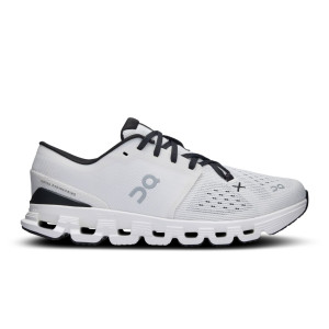 On Cloud X 4 Schuhe Damen schwarz 40.0