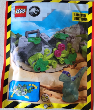 Lego Raptor With Secret Hideout Paperbag (122406)