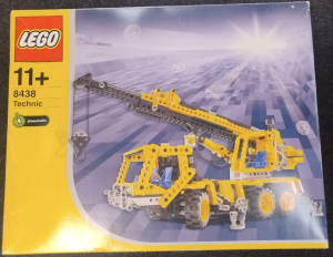 Lego Pneumatic Crane Truck (8438)
