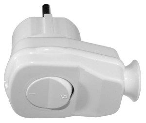Wtyczka kątowa z wyłącznikiem 10/16A 2P+Z UNI-SCHUKO IP20 biała; 9002215 PCE