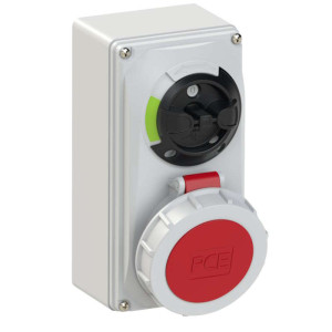 GNIAZDO Z WYŁĄCZNIKIEM 0-1 MAŁE BLOKADA MECHANICZNA 16A 400V 3P+Z+N IP67