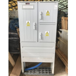 Szafa kablowo-pomiarowa KRSN-P2/2F-NH2/2R-NH00/F + keramzyt