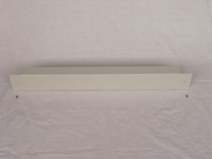 XVTL-SO100/F-6 Cokół, część przednia, wys.=100mm, szer.=600; EATON