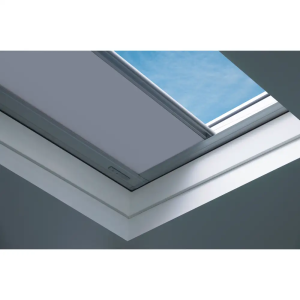 Roleta wewnętrzna na okno do dachów płaskich ARF/D Z-Wave 60x90 FAKRO