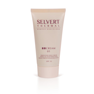 Selvert Thermal Essential Care - Krem BB z filtrem SPF Jasny (Light) 50 ml