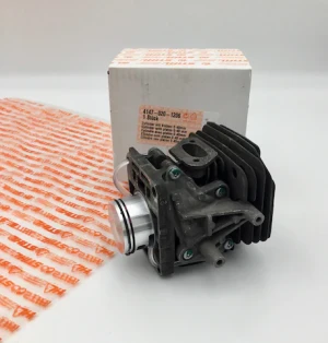 STIHL   Cylinder z tłokiem Ø 40 mm 4147 020 1206