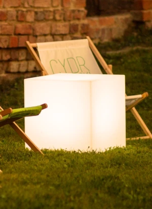  Kwadratowa nowoczesna lampa Kubik Monumo Light barwa ciepła
H:50