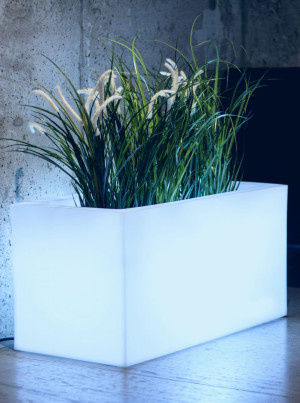  Podłużna niska donica podświetlana Monumo Lungo Light
żarówka RGB H:38