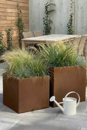  Zestaw 2 Ozdobnych Donic Monumo Pixel Pot H:40 & Pixel
Pot H:50 corten effect z wewnętrzną półką