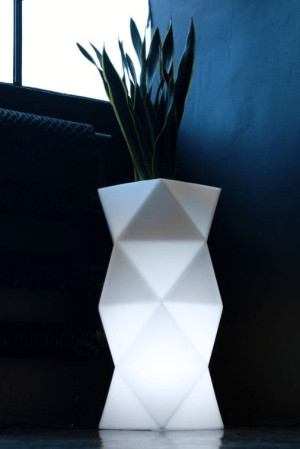  Podświetlana designerska donica Monumo Asti Light barwa
zimna H:78